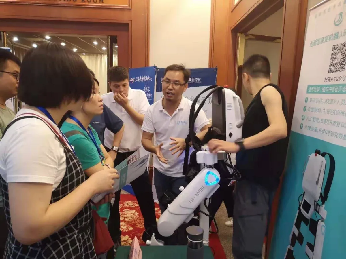 展位2.jpg