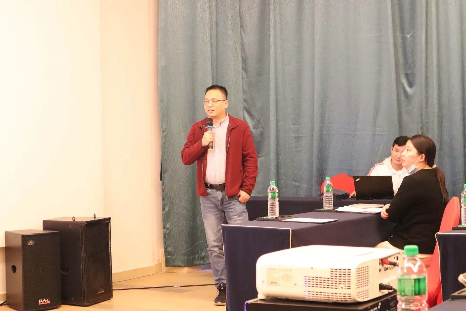 如虎添翼，共赢虎年 | 迈步机器人2021年年会圆满举行